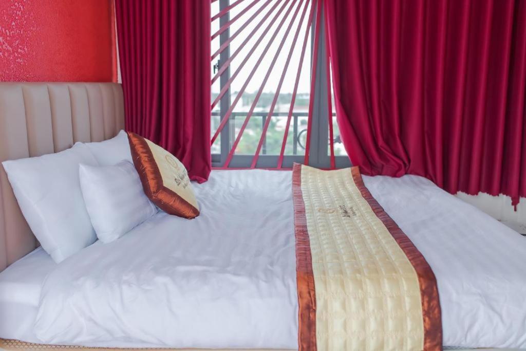 Bich Ngoan Hotel Trà Vinh Eksteriør billede